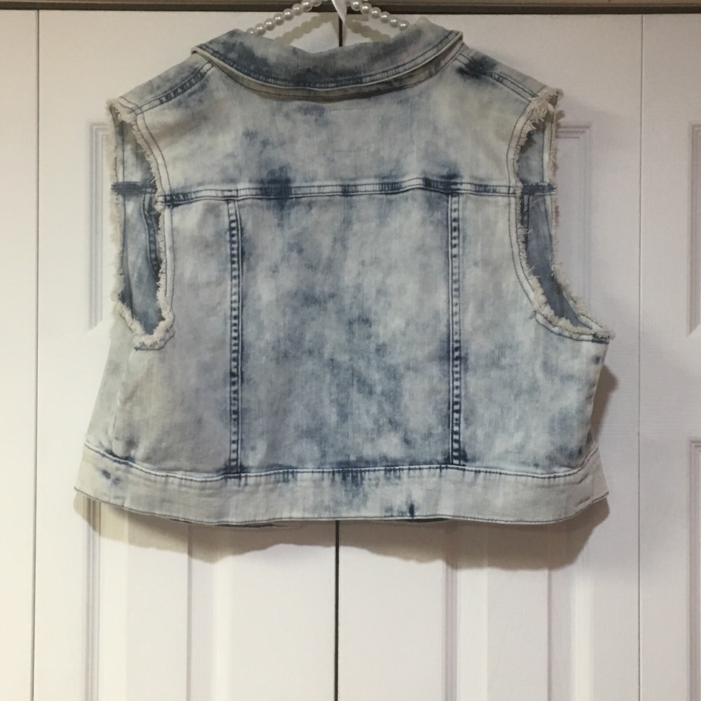 New torrid denim vest - Picture 4 of 5